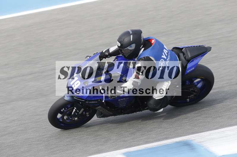 /02 28.-31.01.2025 Moto Center Thun Jerez/blau-blue/119